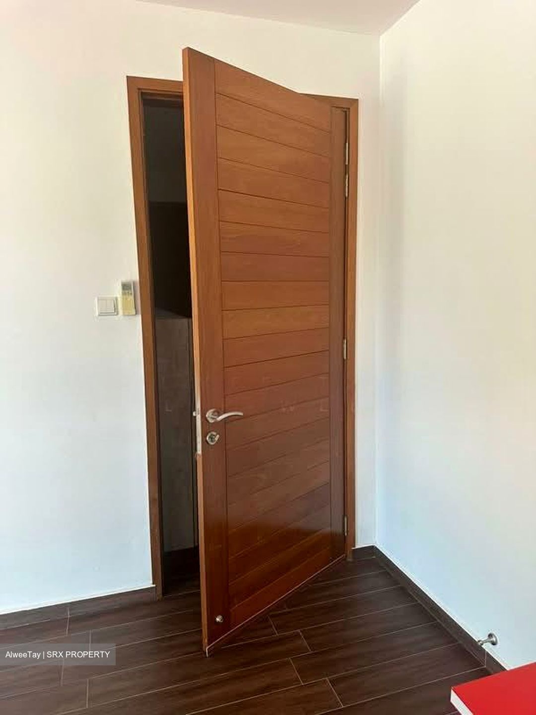 Sunbird Park (D16), Terrace #565670151
